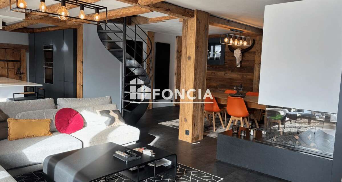 Maison à ARACHES-LA-FRASSE