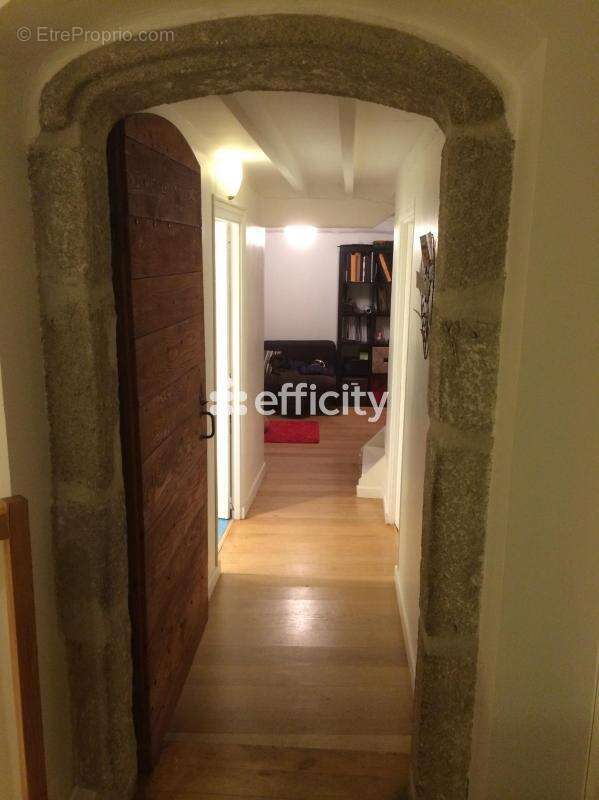 Maison à SOUCIEU-EN-JARREST