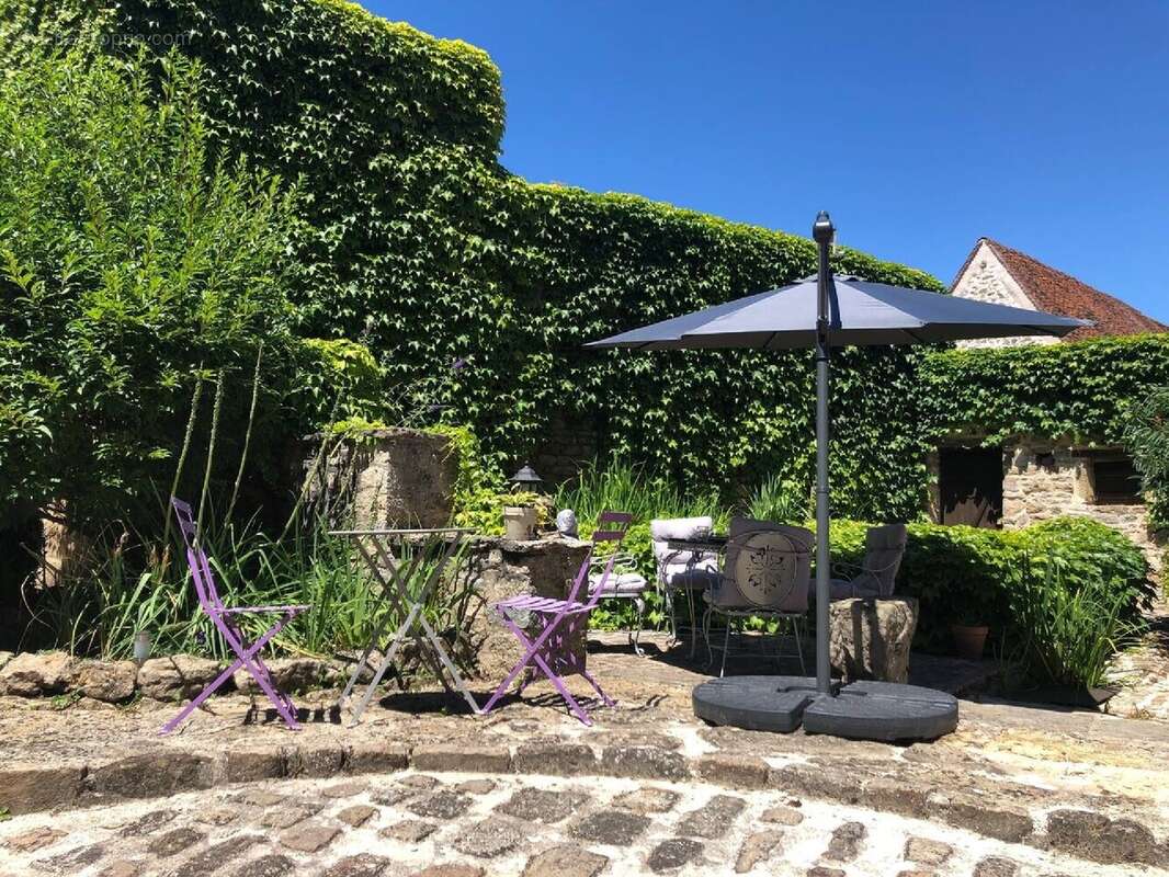 Autre à BEAUNE