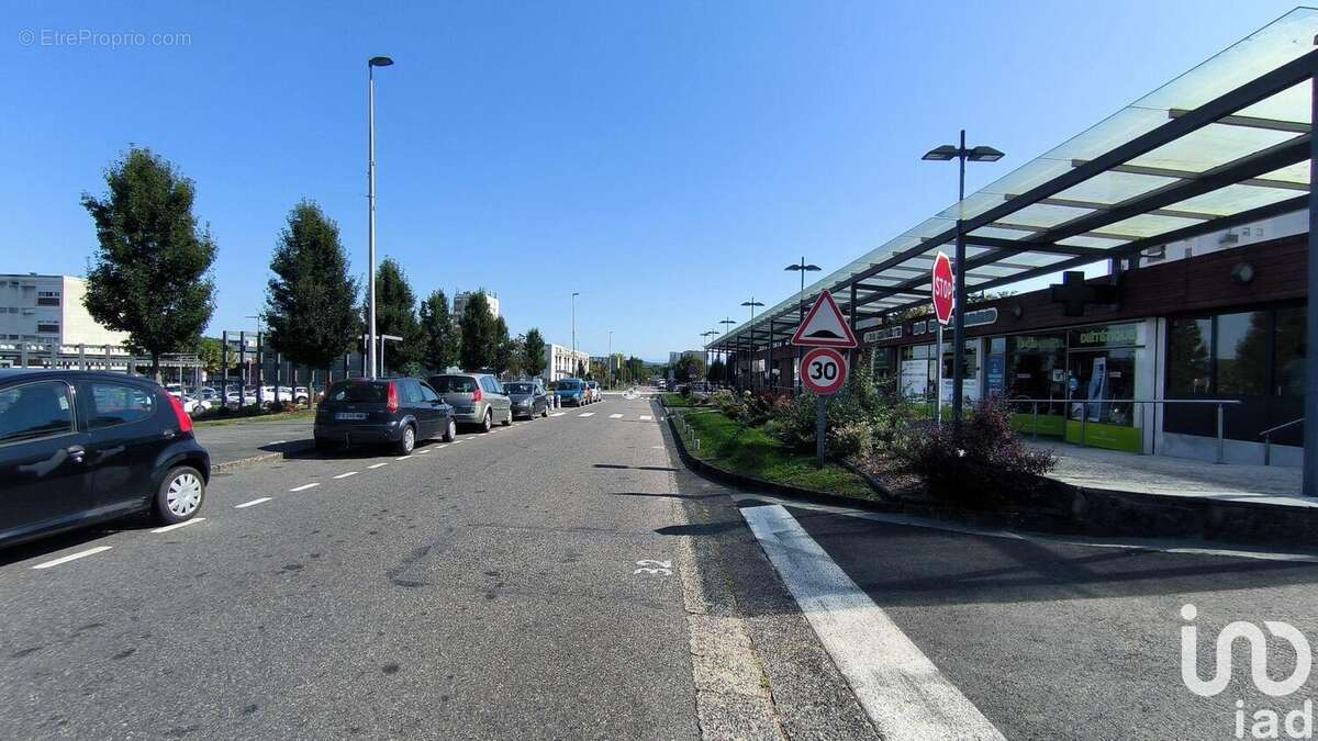 Photo 3 - Commerce à MOURENX