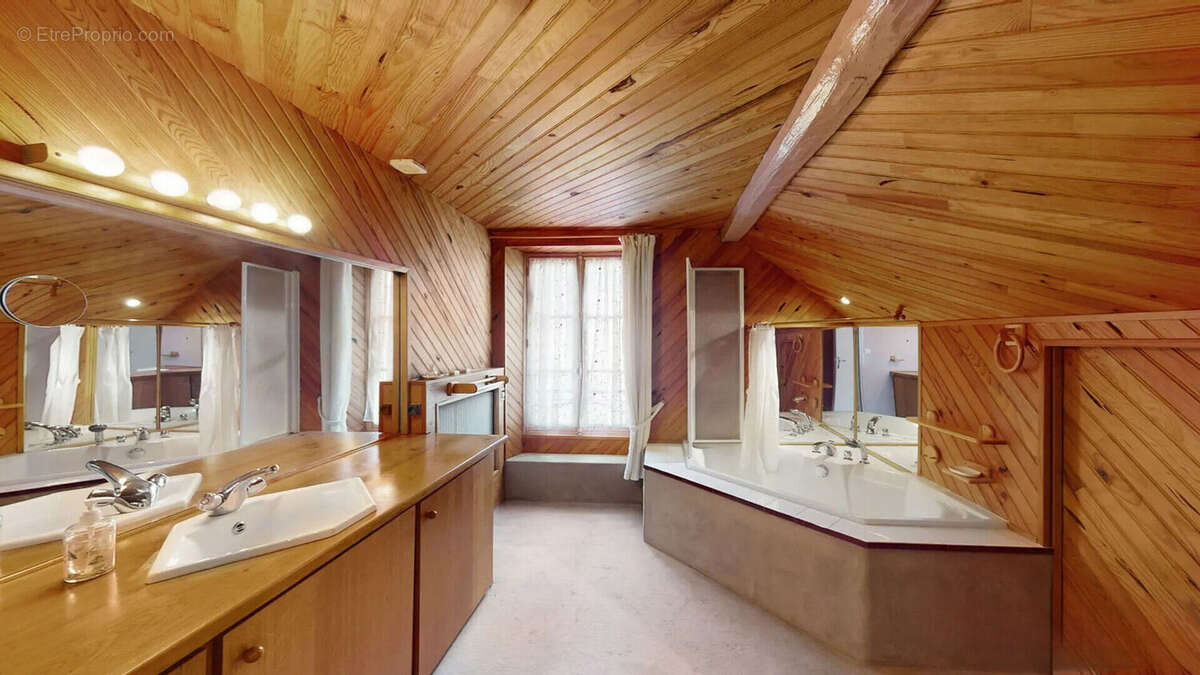 Maison à ROSNY-SUR-SEINE