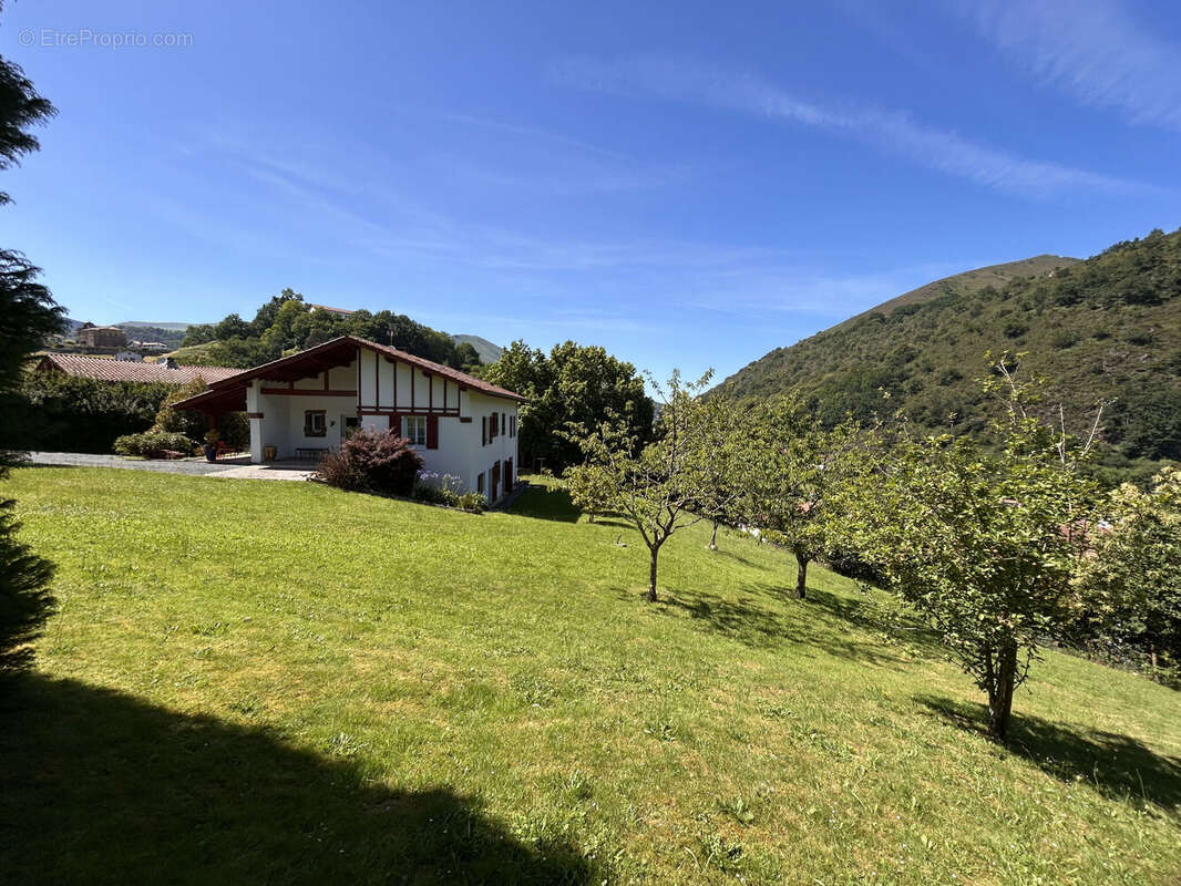 Maison 200 m² à Bidarray  - photo 7