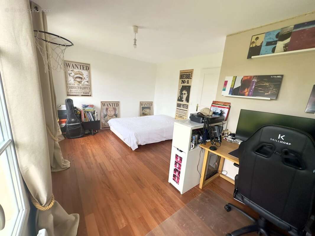 Maison à LES ESSARTS-LE-ROI