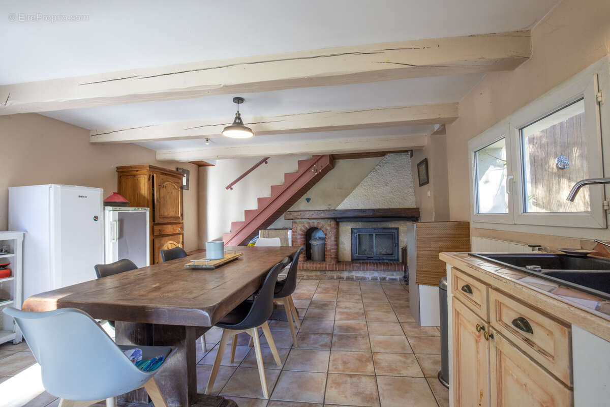 Maison à LA BOUILLADISSE