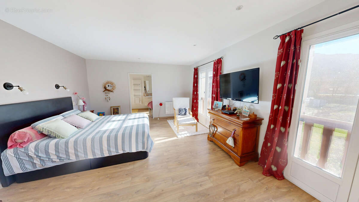 Maison à LA ROBINE-SUR-GALABRE