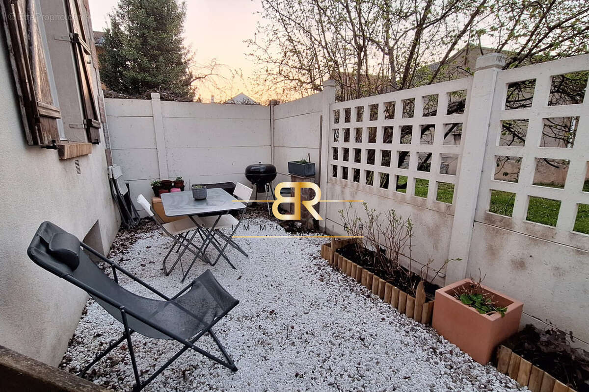 Appartement à COLOMBES