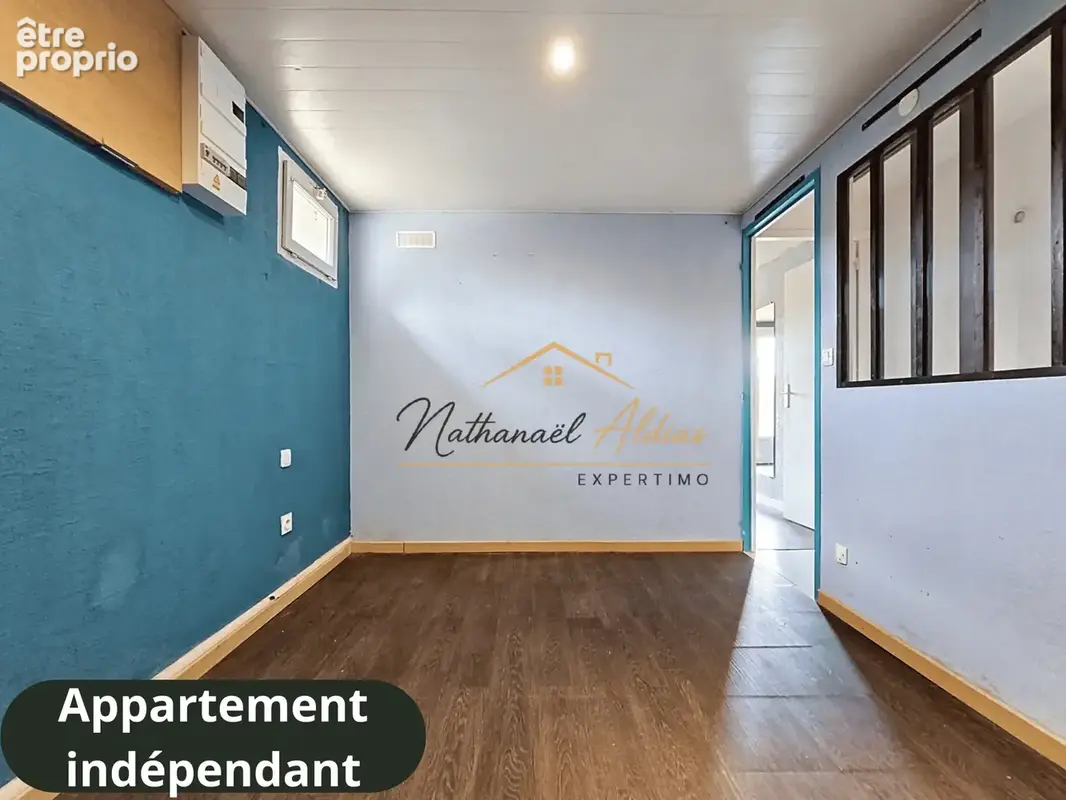 Maison avec logement indépendant, piscine, garage, écurie et terrain - photo 15