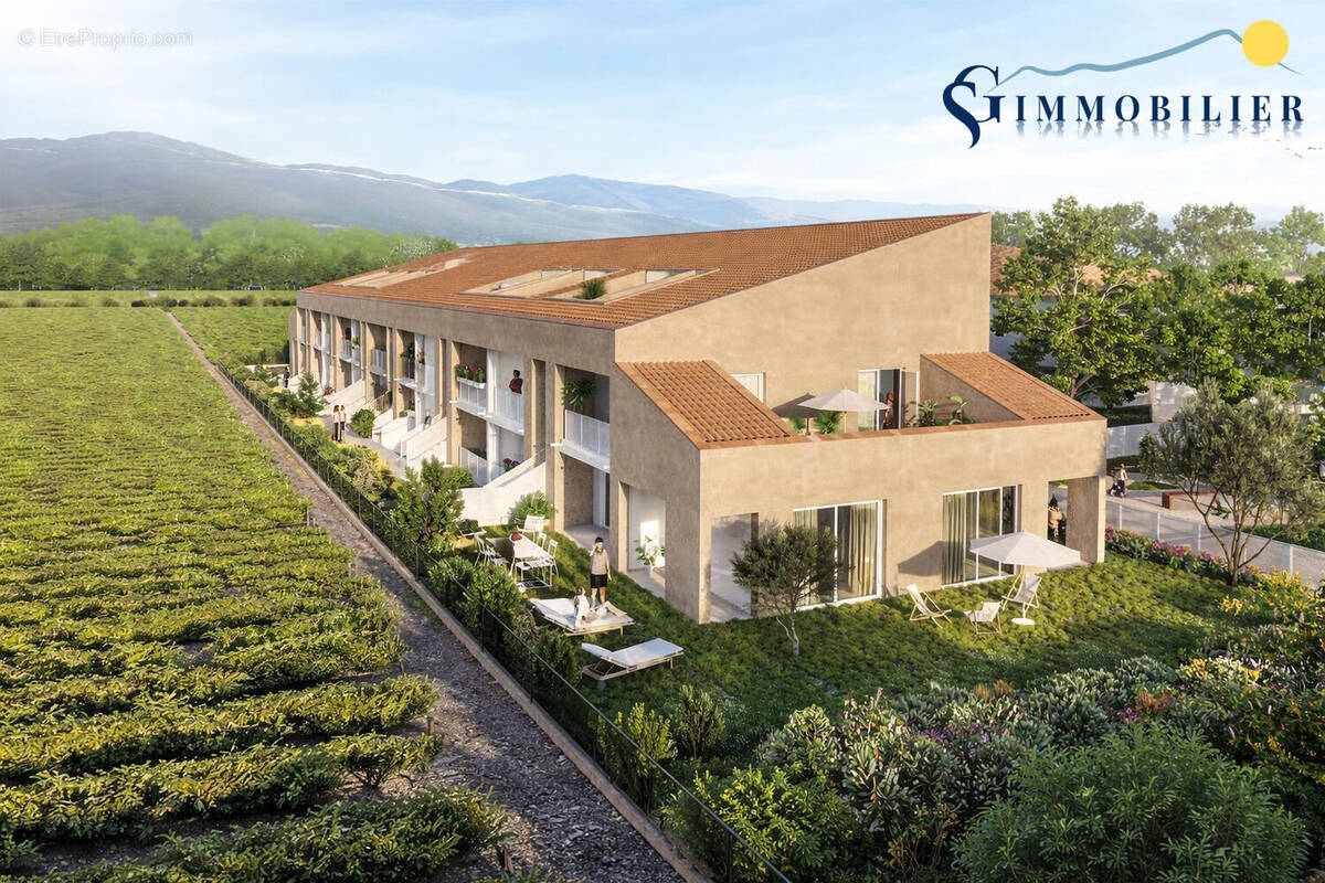 Appartement à LA LONDE-LES-MAURES