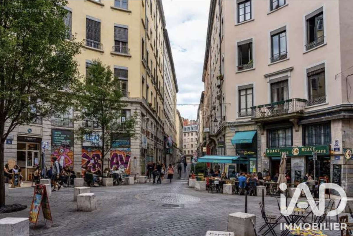 Photo 3 - Commerce à LYON-4E