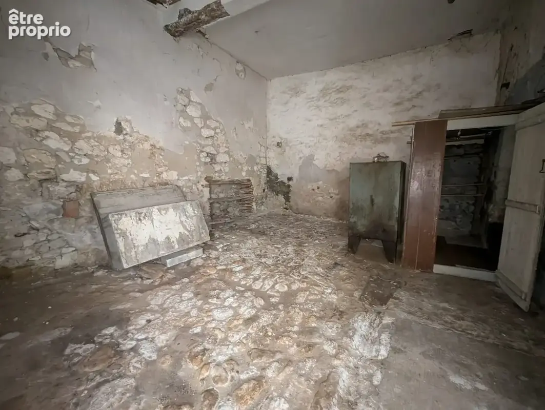 Maison de village en pierre au cœur du bourg - photo 12