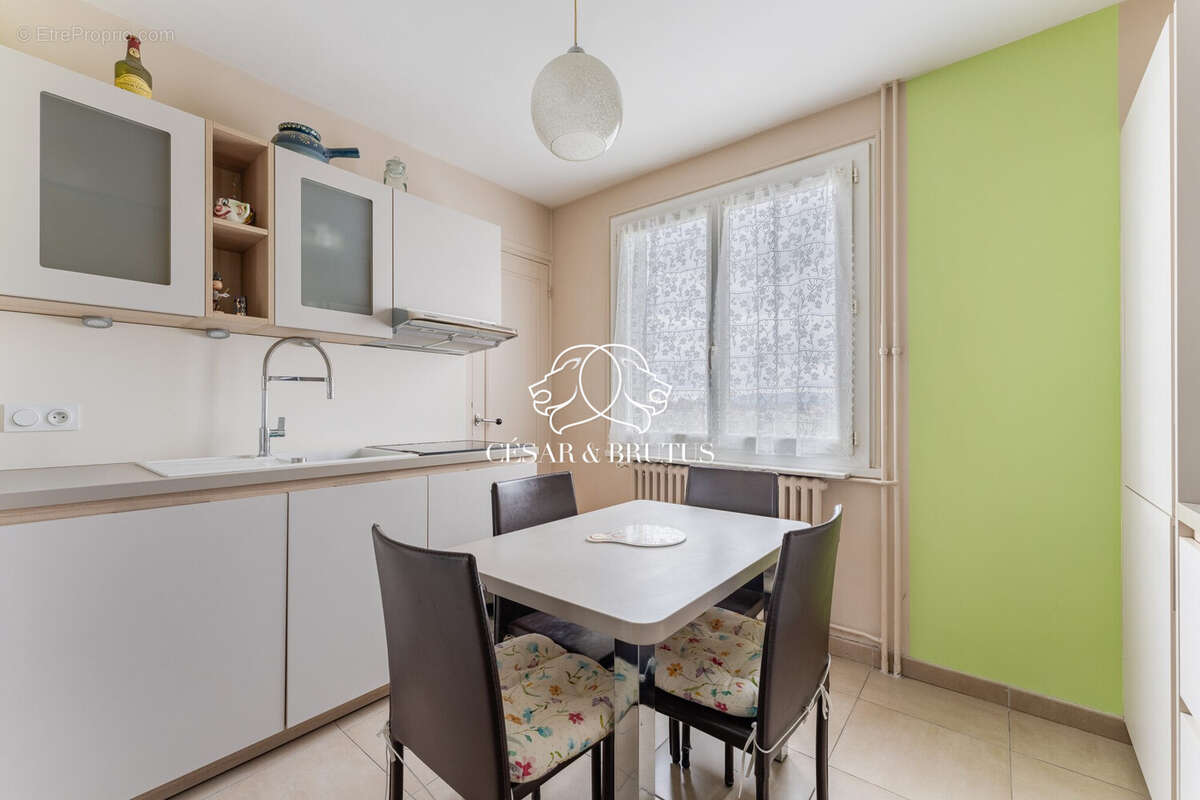 Appartement à VENISSIEUX