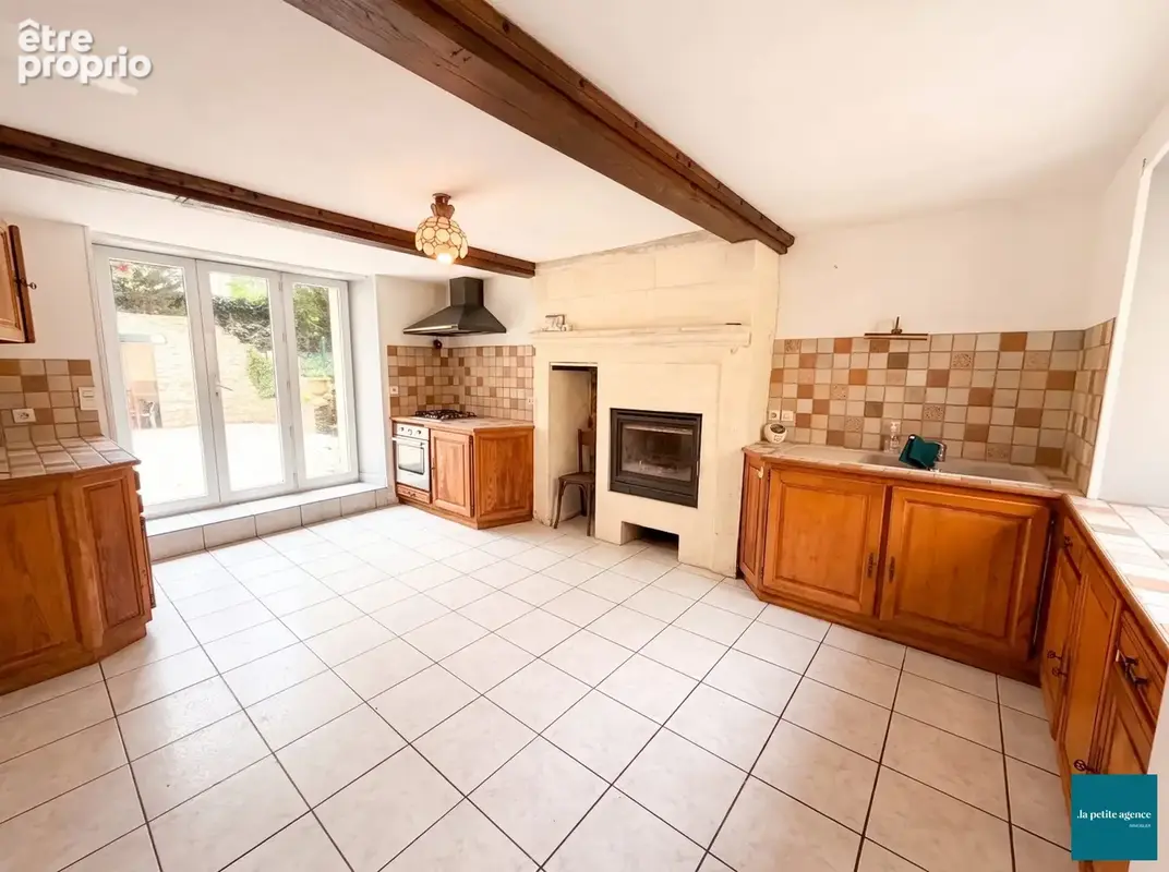 Maison 6 pièces 125 m² à vendre à Beny-Sur-Mer (14440) - photo 8