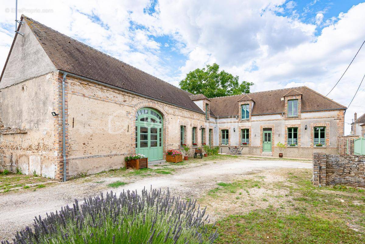 Maison à SENS