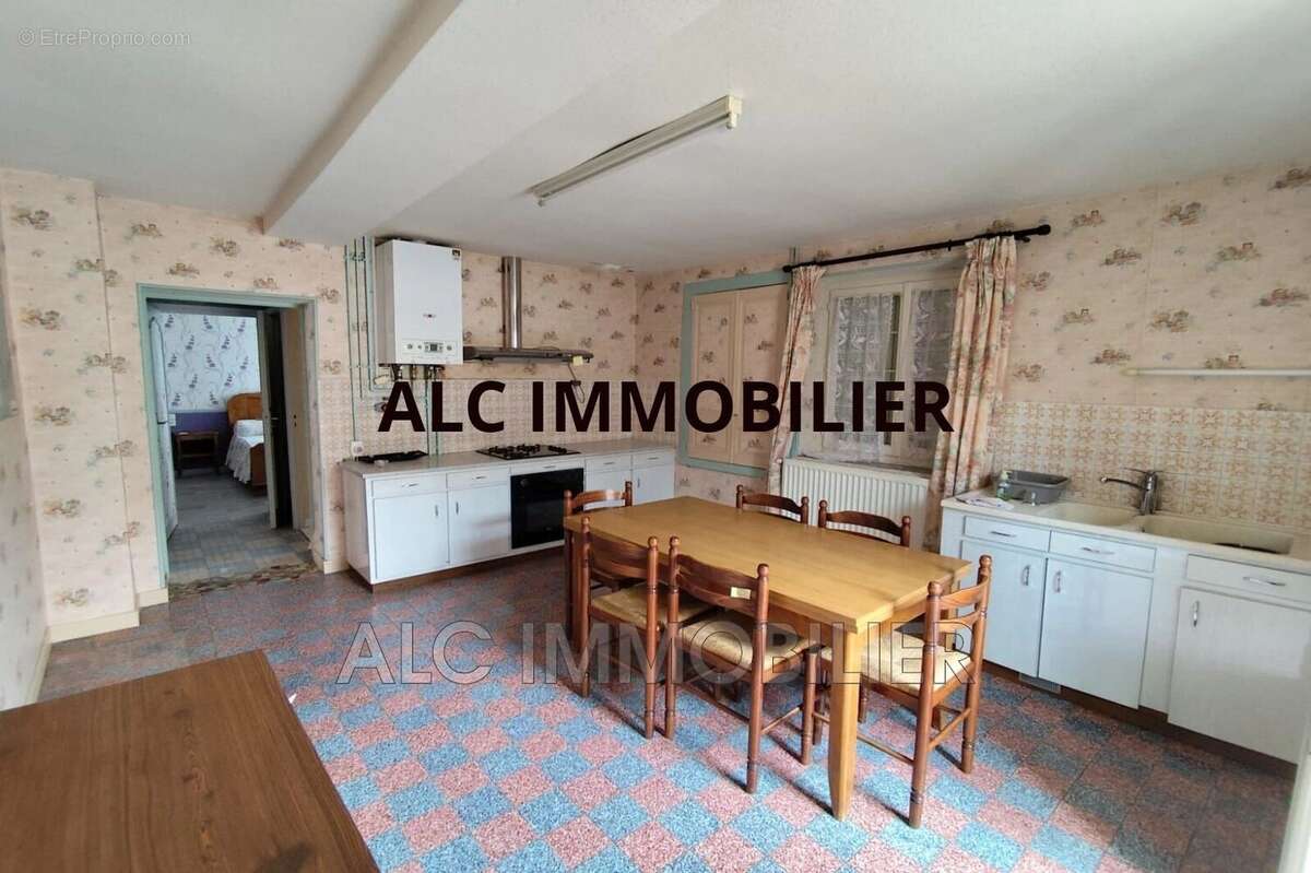 Maison 72 m² à Segrie  - photo 2