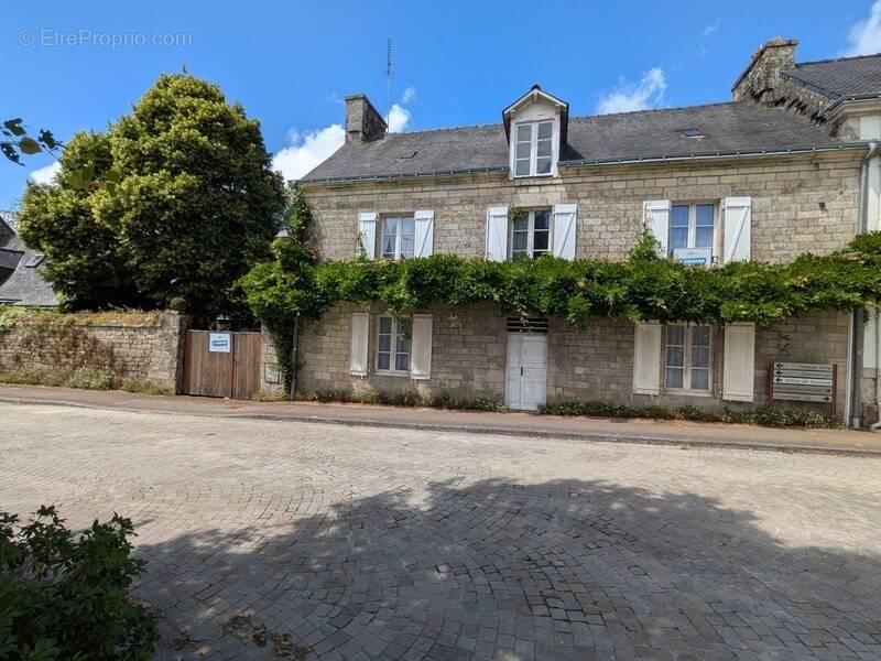 Maison à GUEMENE-SUR-SCORFF