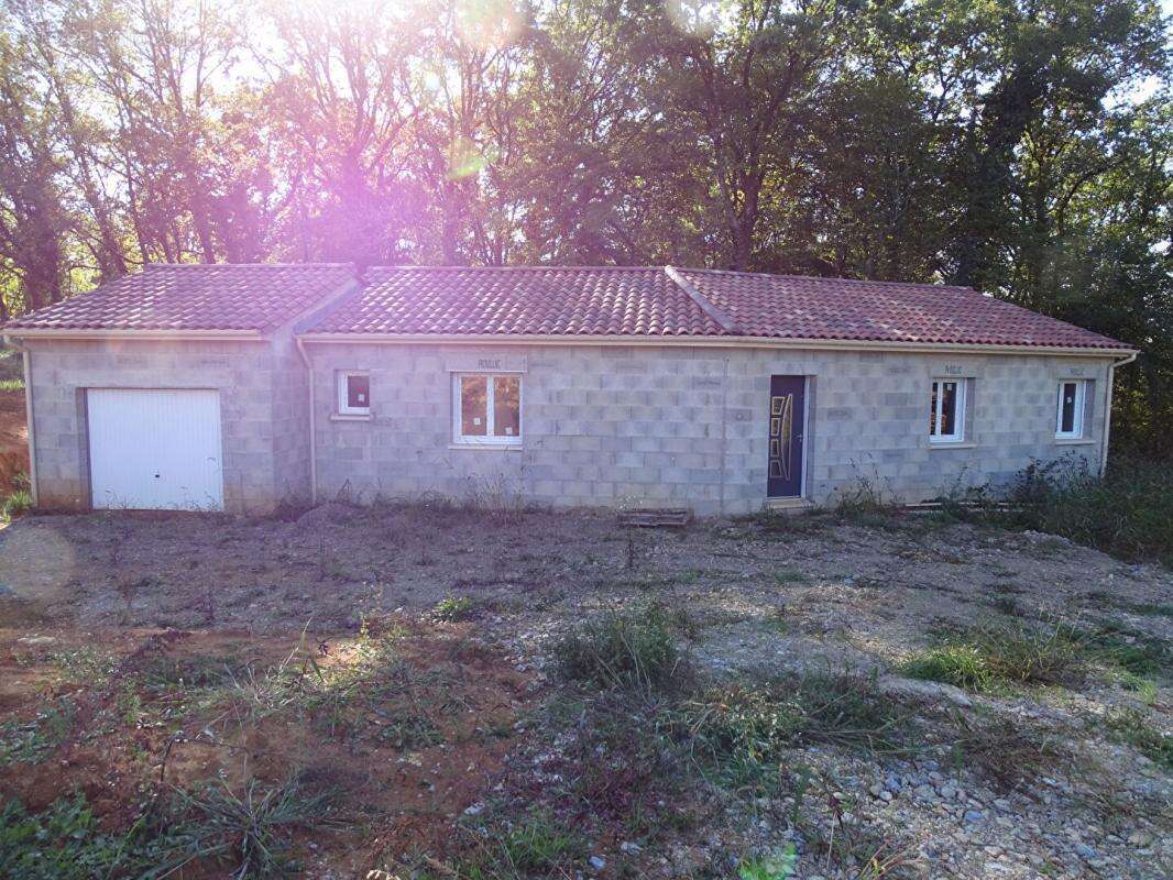 Maison à SAINT-AMAND-DE-COLY