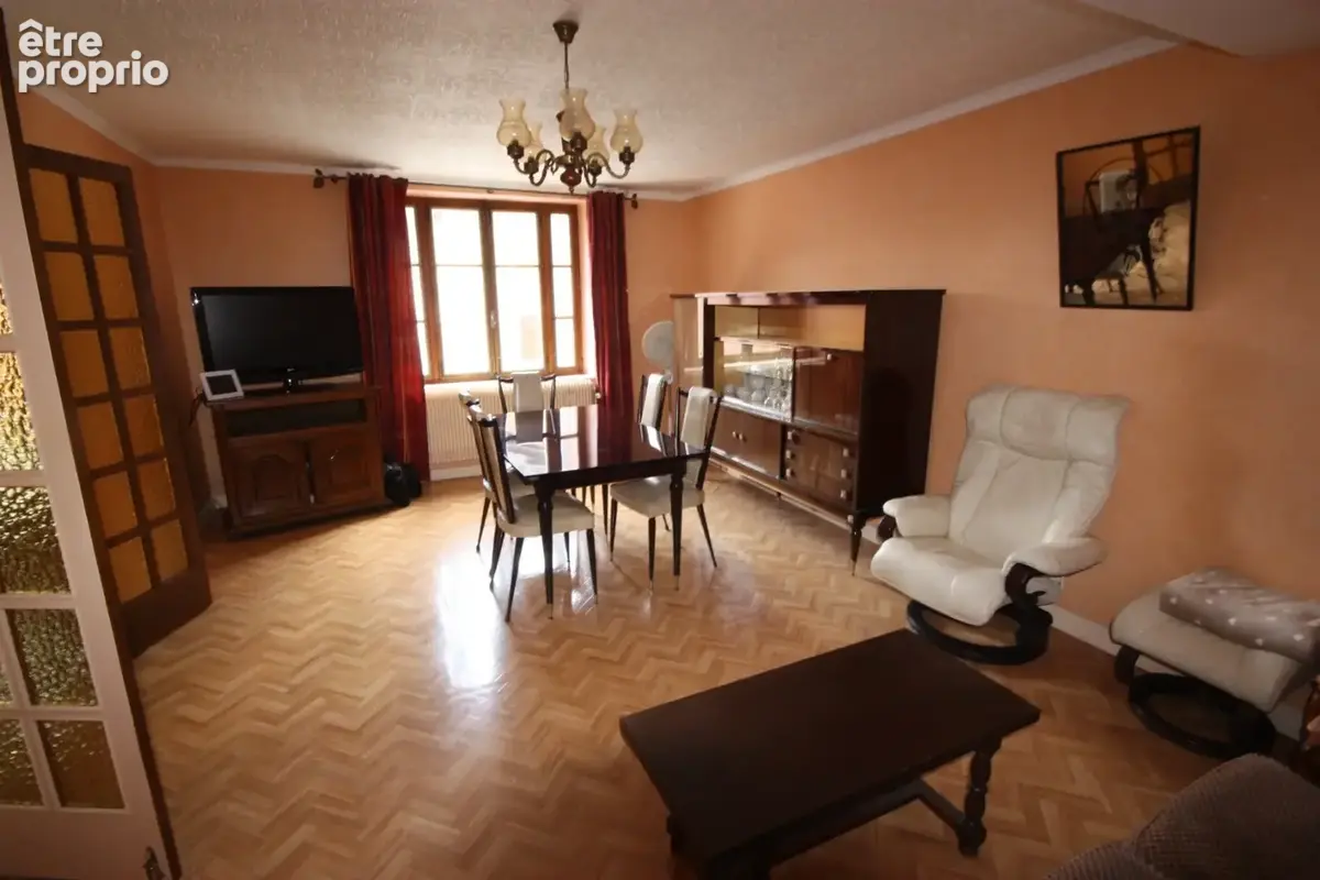 Maison à vendre 5 pièces de 148 m² à CHALEY (01) avec terrasse de 100 m² et avec jardin de 436 m² en bordure de la rivière - photo 18