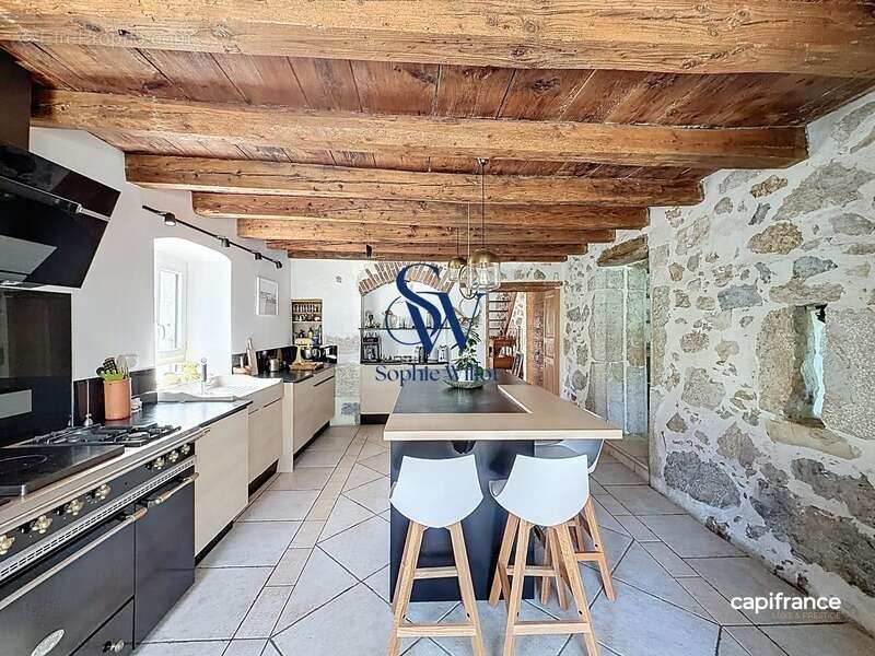 Maison de Famille de charme & de caractère à vendre 11 pièces - photo 4