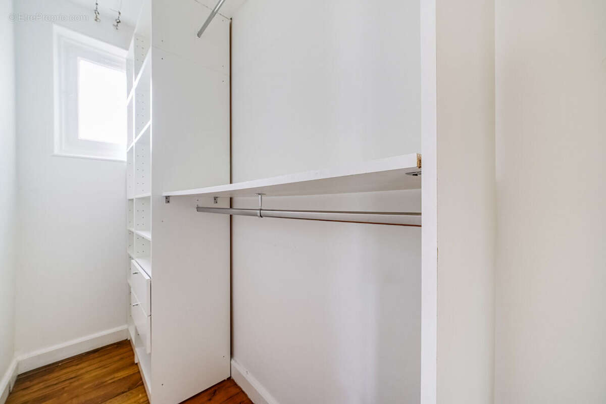 3 pièces en duplex avec balcon - Rue de la Pompe - Calme et lumineux - photo 10