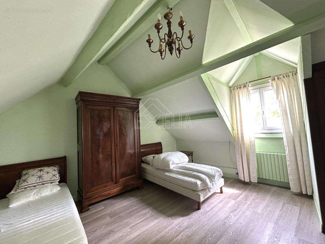 Propriété de caractère 12 pièces 638 m² avec piscine, dépendances équestres et parc de 1,4 ha à Villegats - photo 12