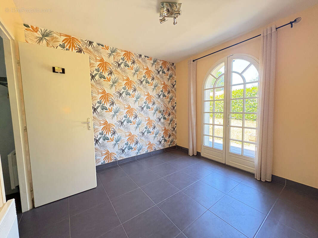 Maison à CADAUJAC