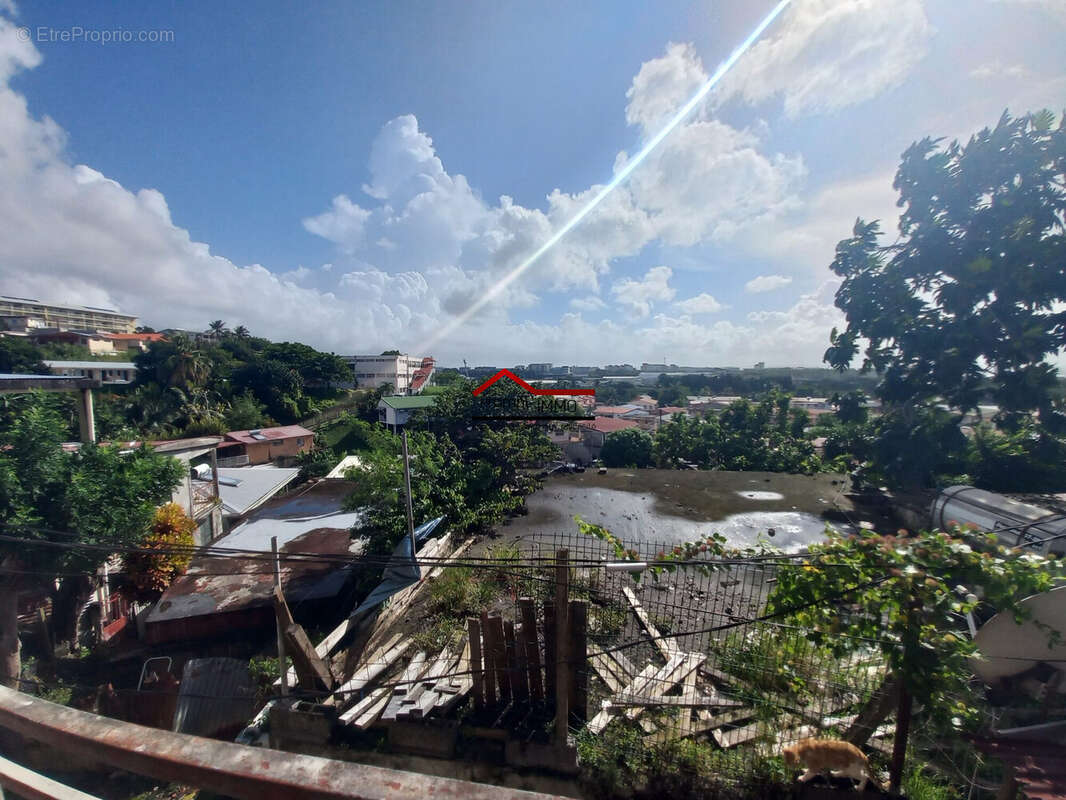 Maison à FORT-DE-FRANCE