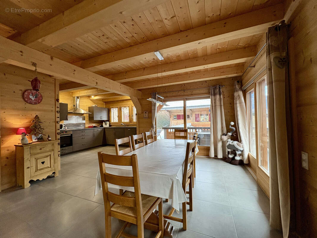 Maison à LA CHAPELLE-D'ABONDANCE