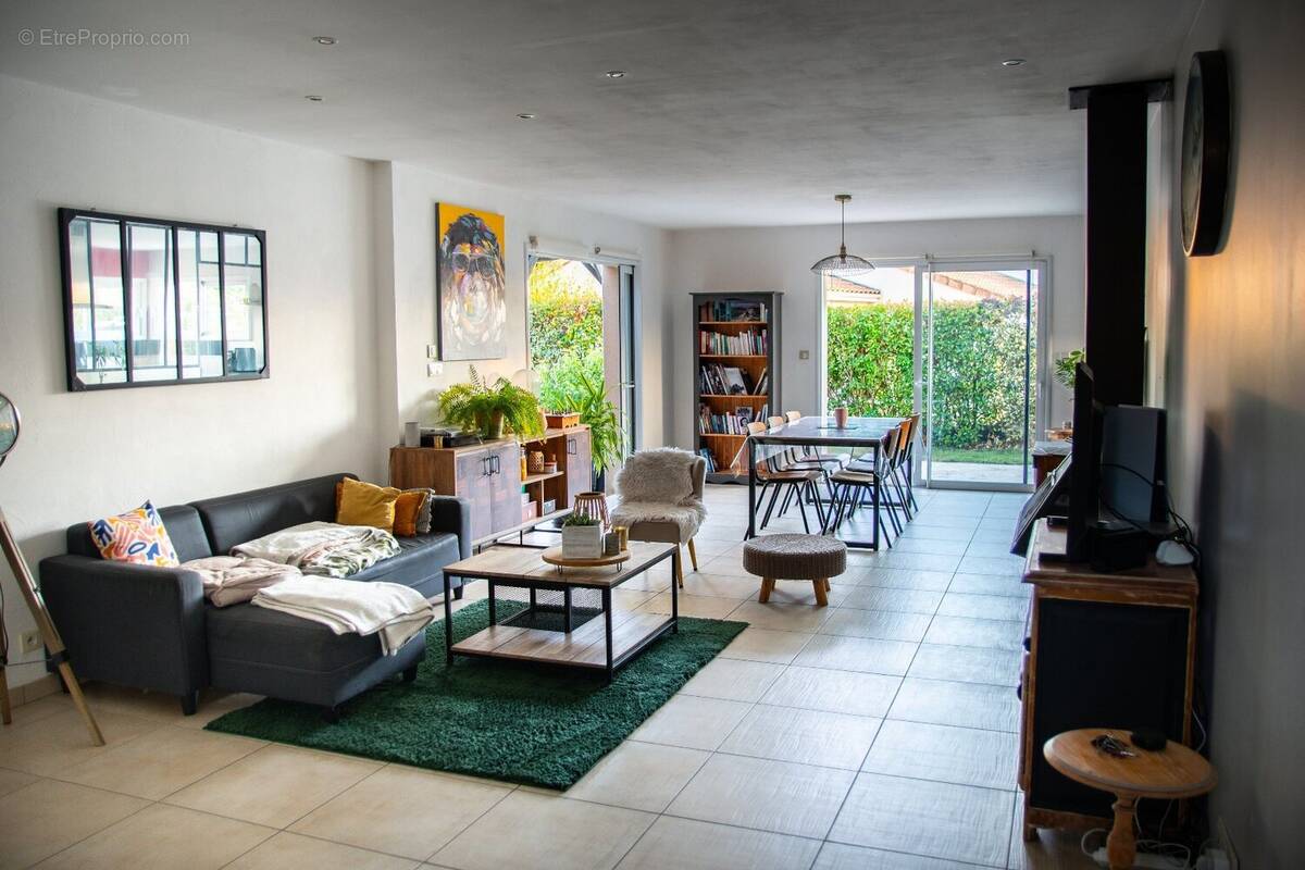 Maison familiale de plain pied 136m² - photo 2