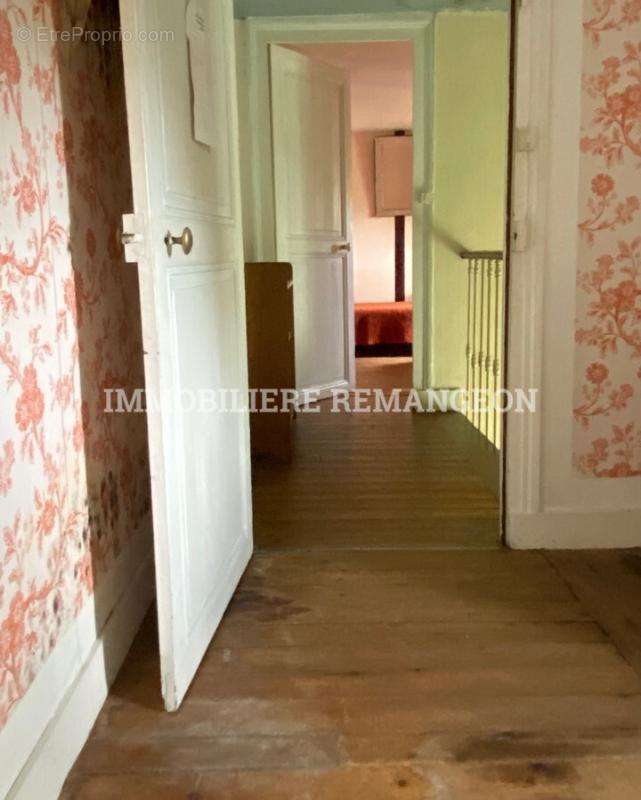 Maison à LAMOTTE-BEUVRON