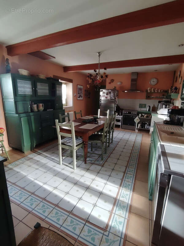 Maison à LACROIX-SUR-MEUSE