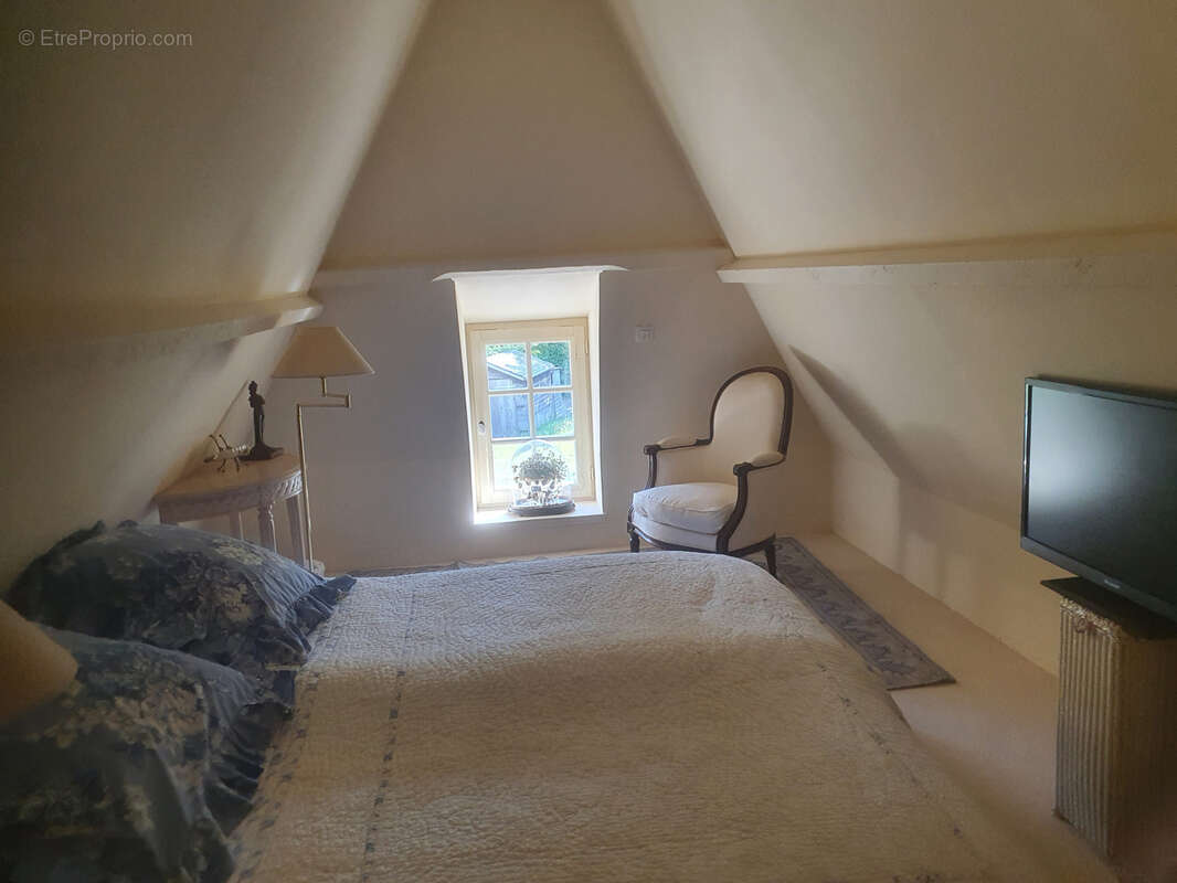 Maison à CORMEILLES