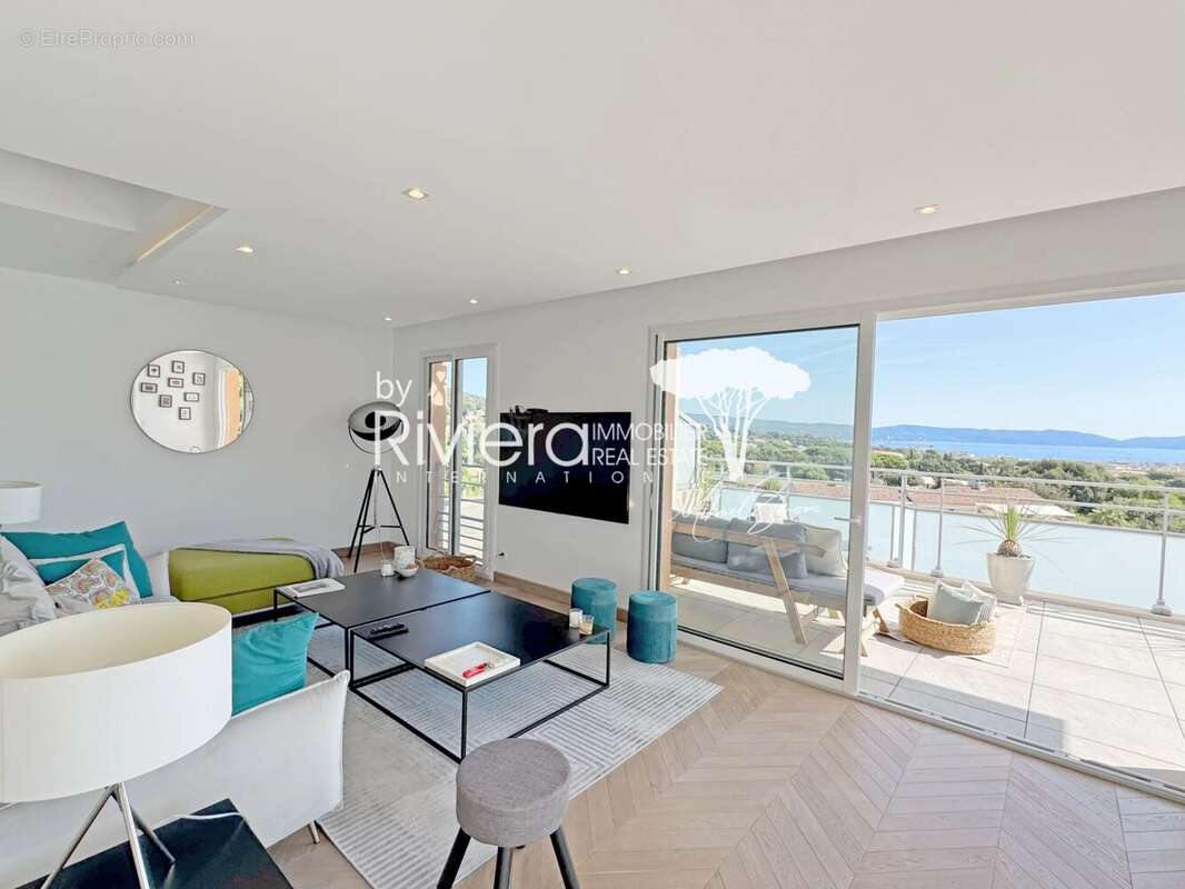 Appartement dernier étage à vendre à Cavalaire-Sur-Mer - photo 12