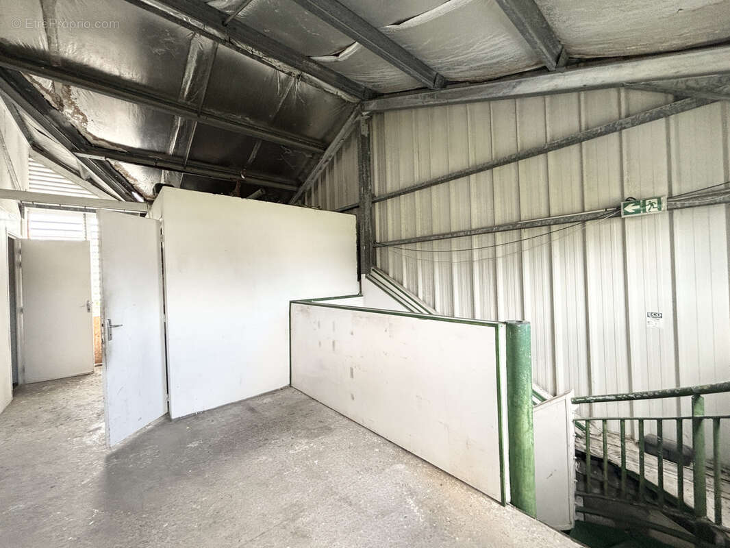 Commerce à FORT-DE-FRANCE