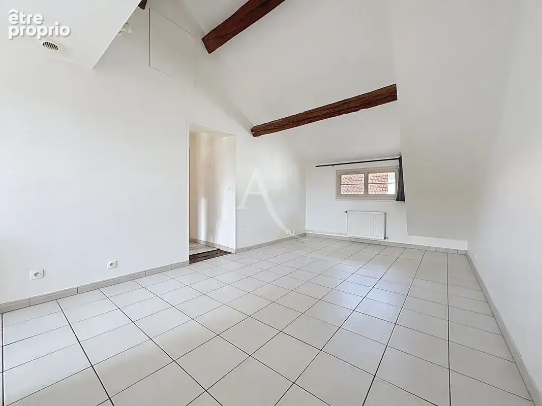 Appartement Etrechy centre - 2 pièces 47.83 m2 - dernier étage - lumineux - cave - photo 2
