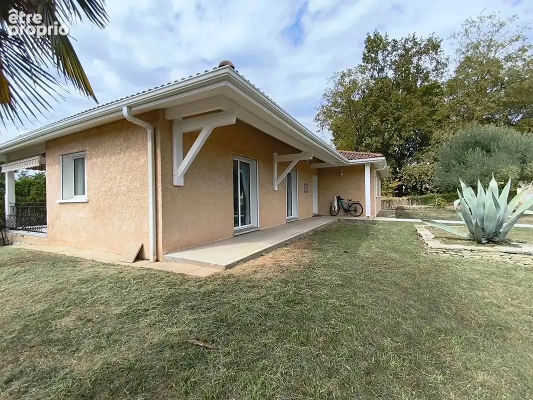 Quartier Saint medard, maison de plain pied avec sous sol et grand jardin - photo 17