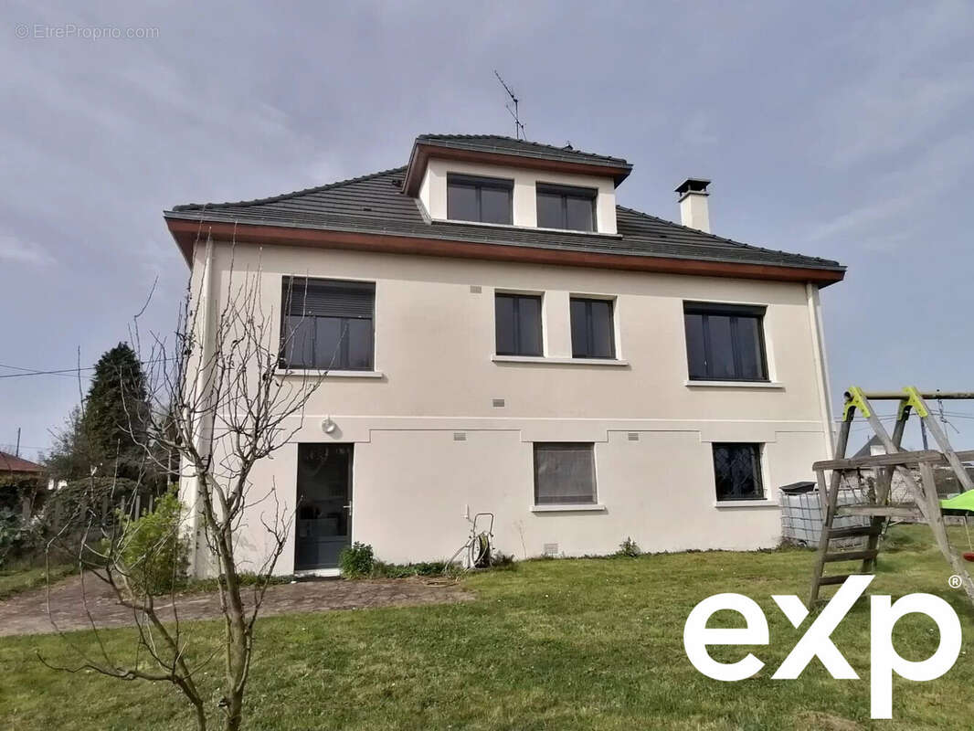 Maison à LA SOUTERRAINE