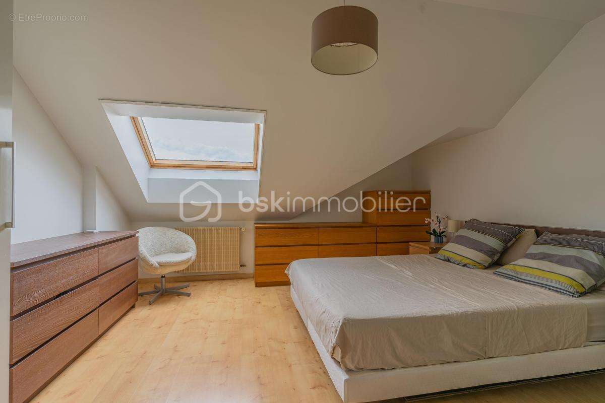 Spacieux T3 en duplex avec balcon - photo 10