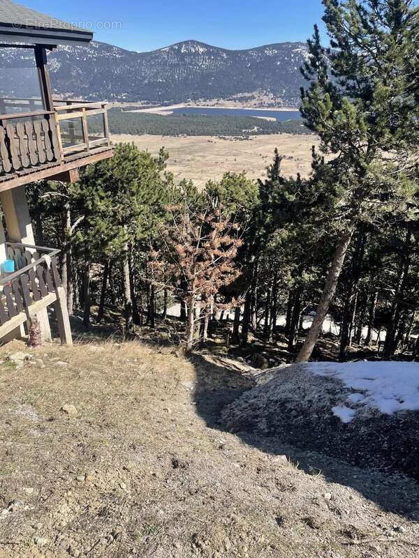 Terrain à LES ANGLES