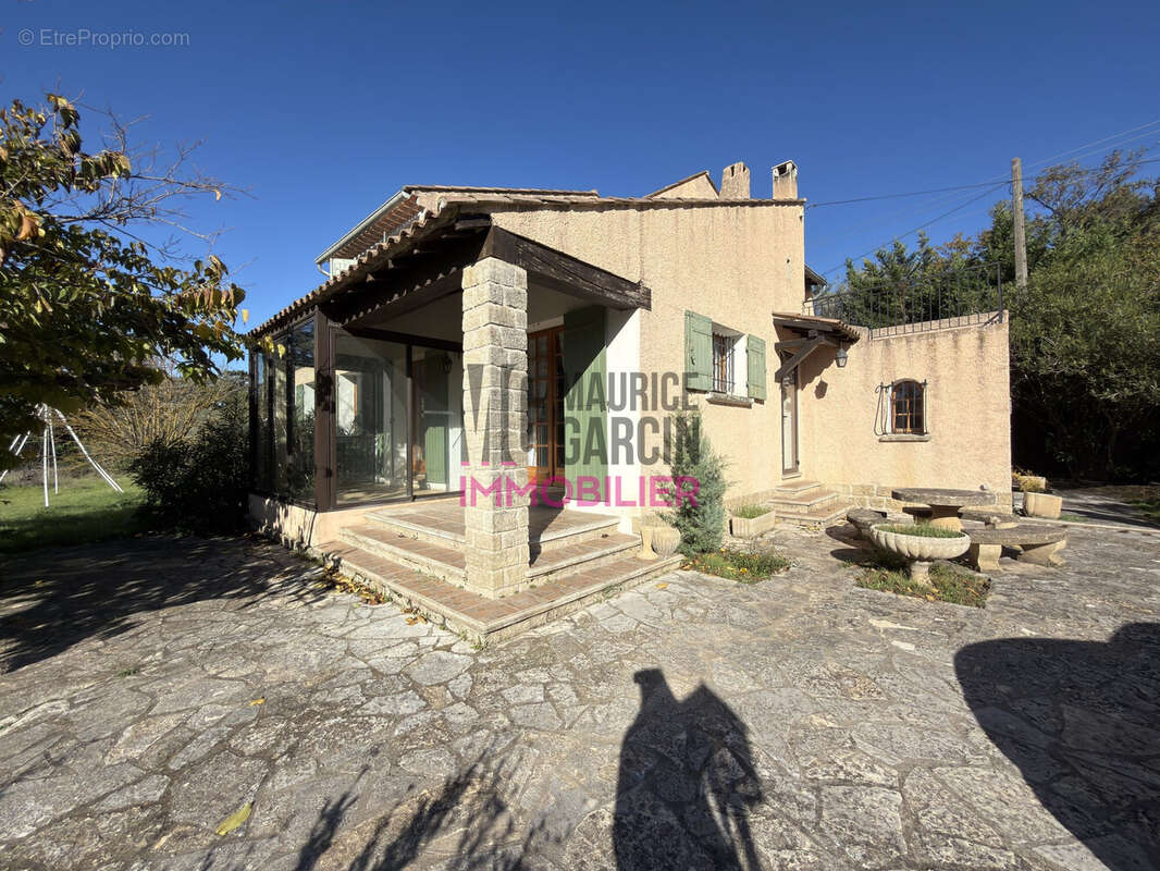 Maison à LORIOL-DU-COMTAT