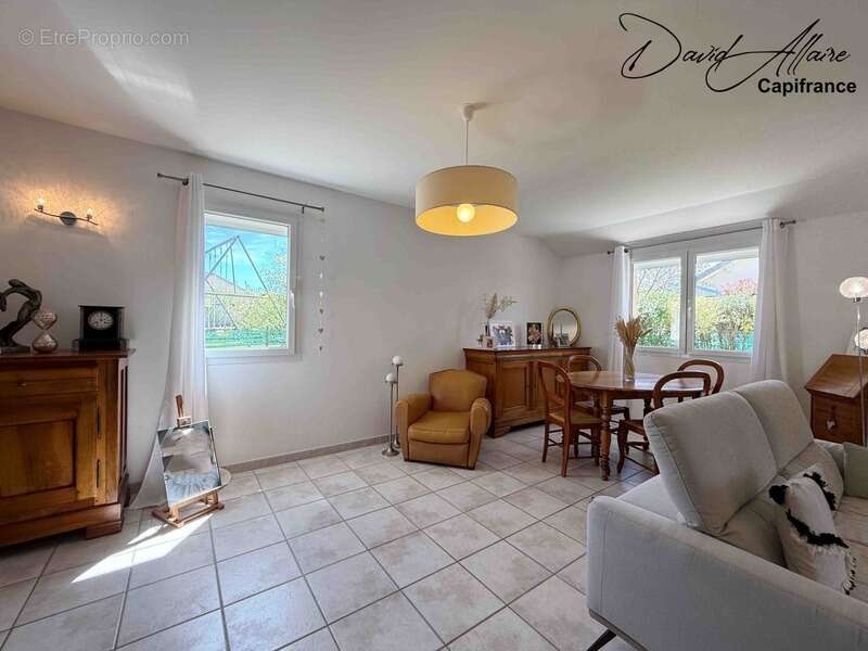 Maison à LA BATIE-NEUVE