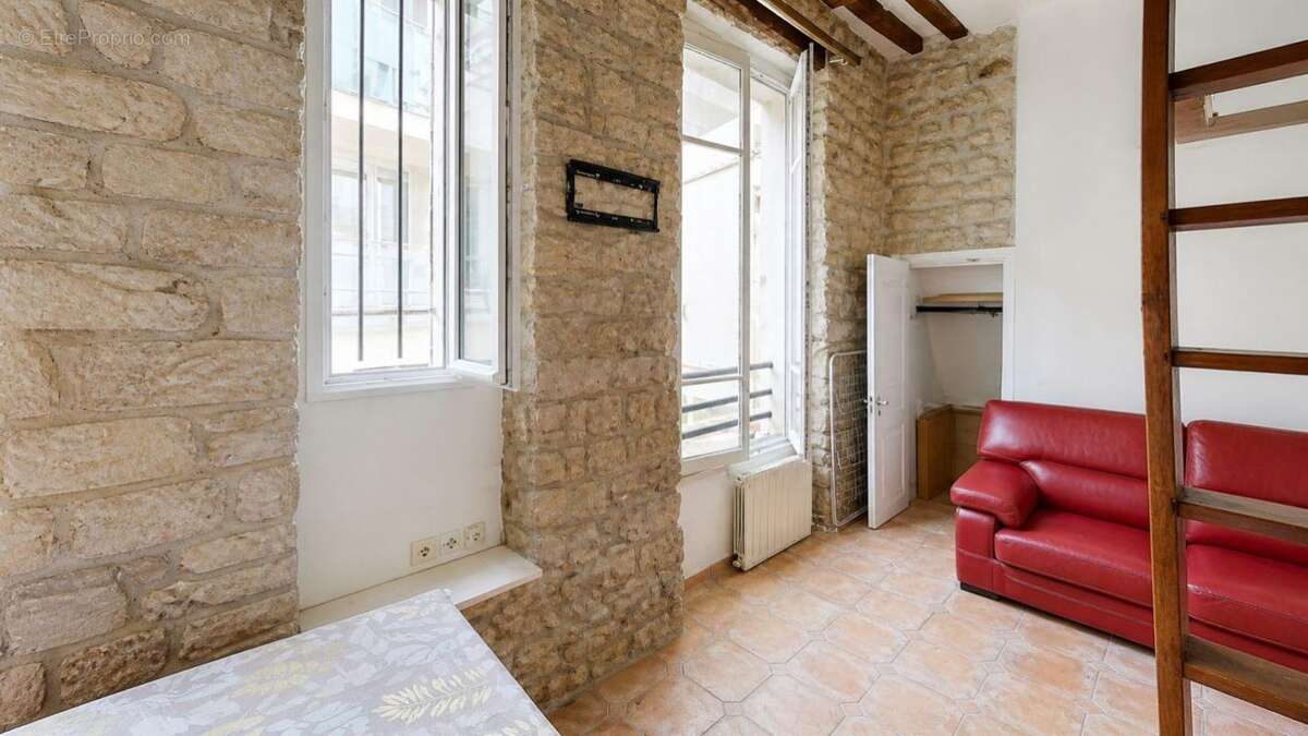 Appartement à PARIS-20E