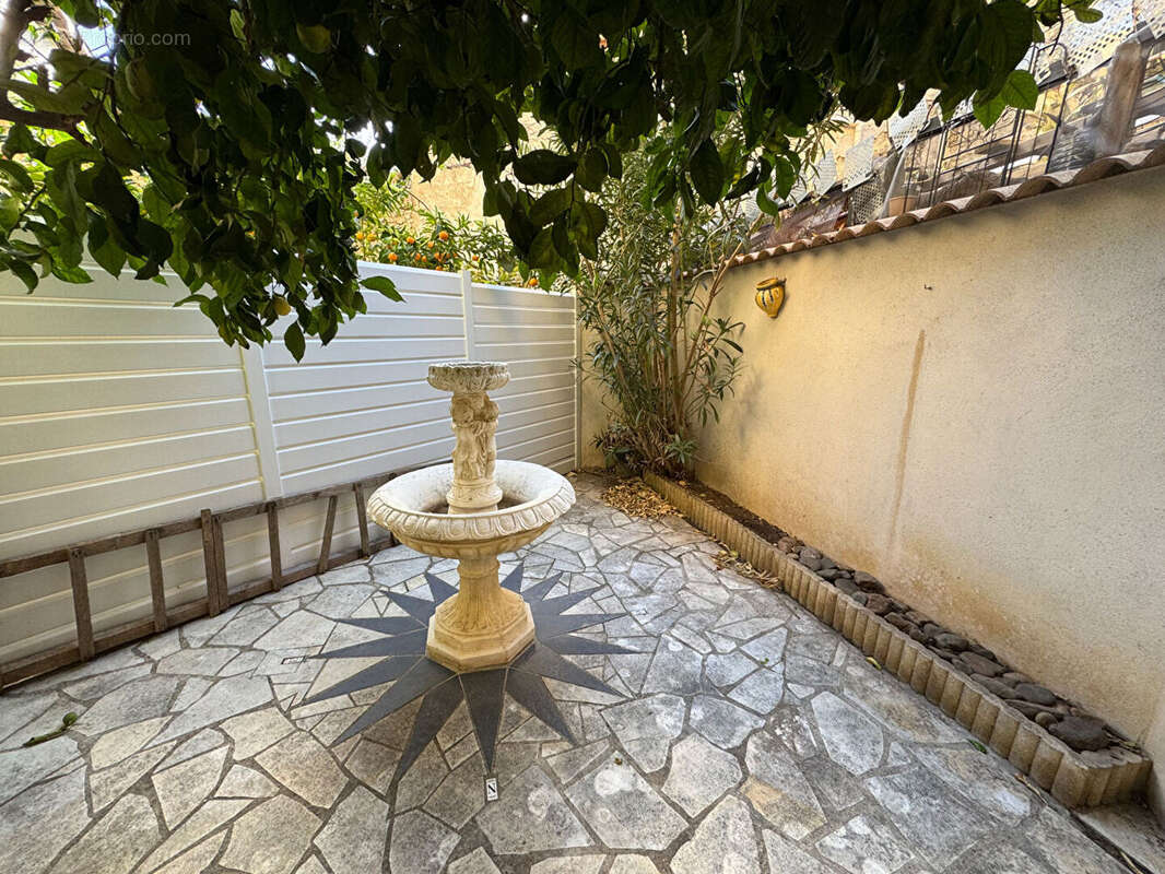 Maison à THEZAN-LES-BEZIERS