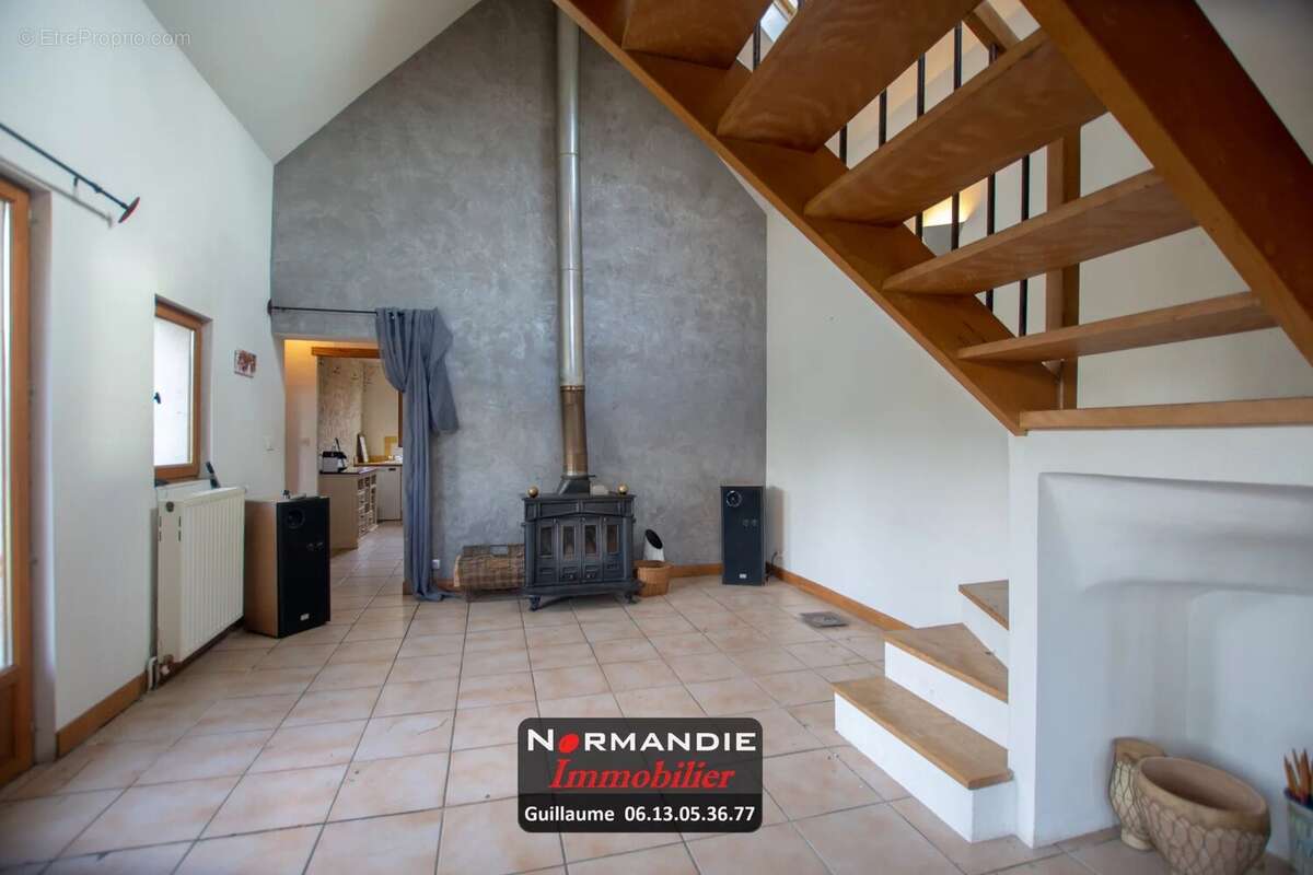 Maison à SAINT-MARTIN-DE-BOSCHERVILLE