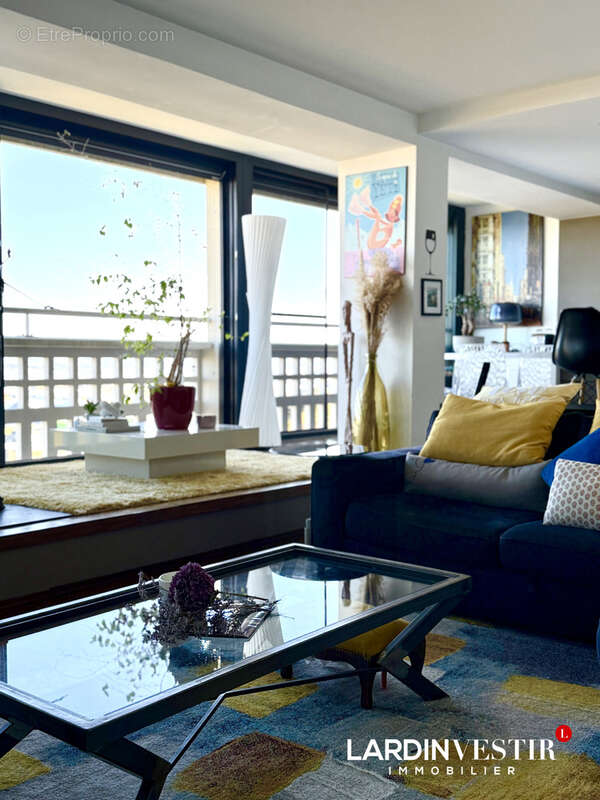 Appartement à SAINTE-FOY-LES-LYON