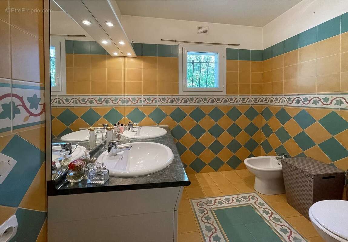  villefranche-sur-mer – élégante propriété provençale  - photo 18
