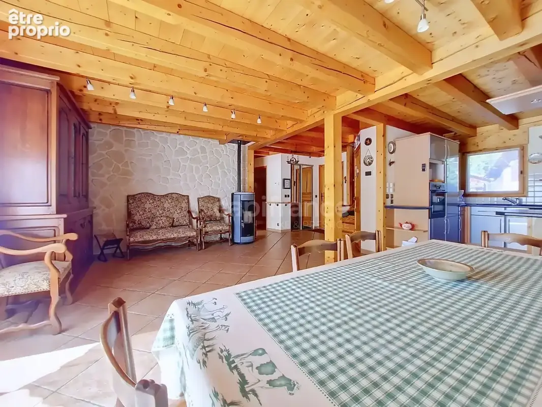 Chalet à vendre 5 pièces LES CONTAMINES MONTJOIE (74) - photo 5