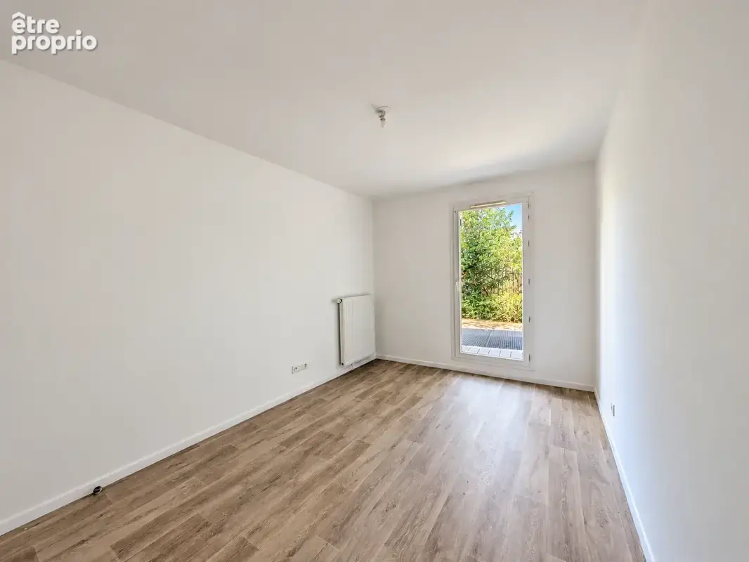LIEUSAINT   Appartement 3 pièces en rez-de-jardin - photo 9