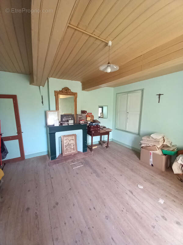 Maison à MAUVEZIN