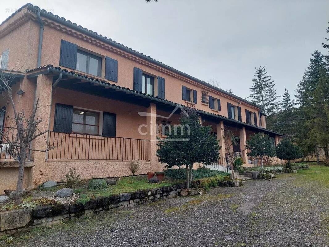 Maison à LA MOTTE-DU-CAIRE