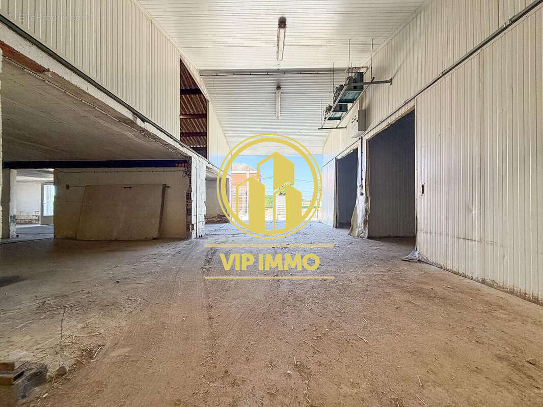 Commerce 240 m² à Marcq-En-Baroeul  - photo 5